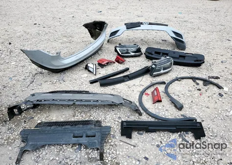 2018 Volkswagen Tiguan S from USA, damaged, VIN 3VV1B7AX5JM156697